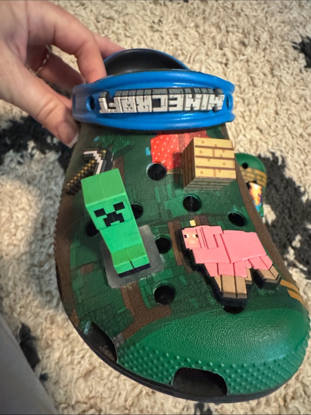 CROCS Kids' Green and Blue Minecraft Clog Sandals Size J5 - Picture 3 of 5